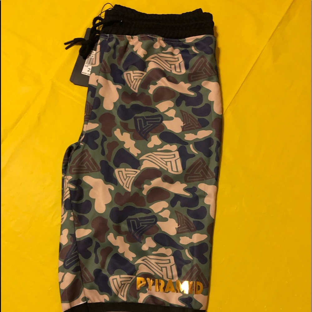 Pants - Picture 4 of 4